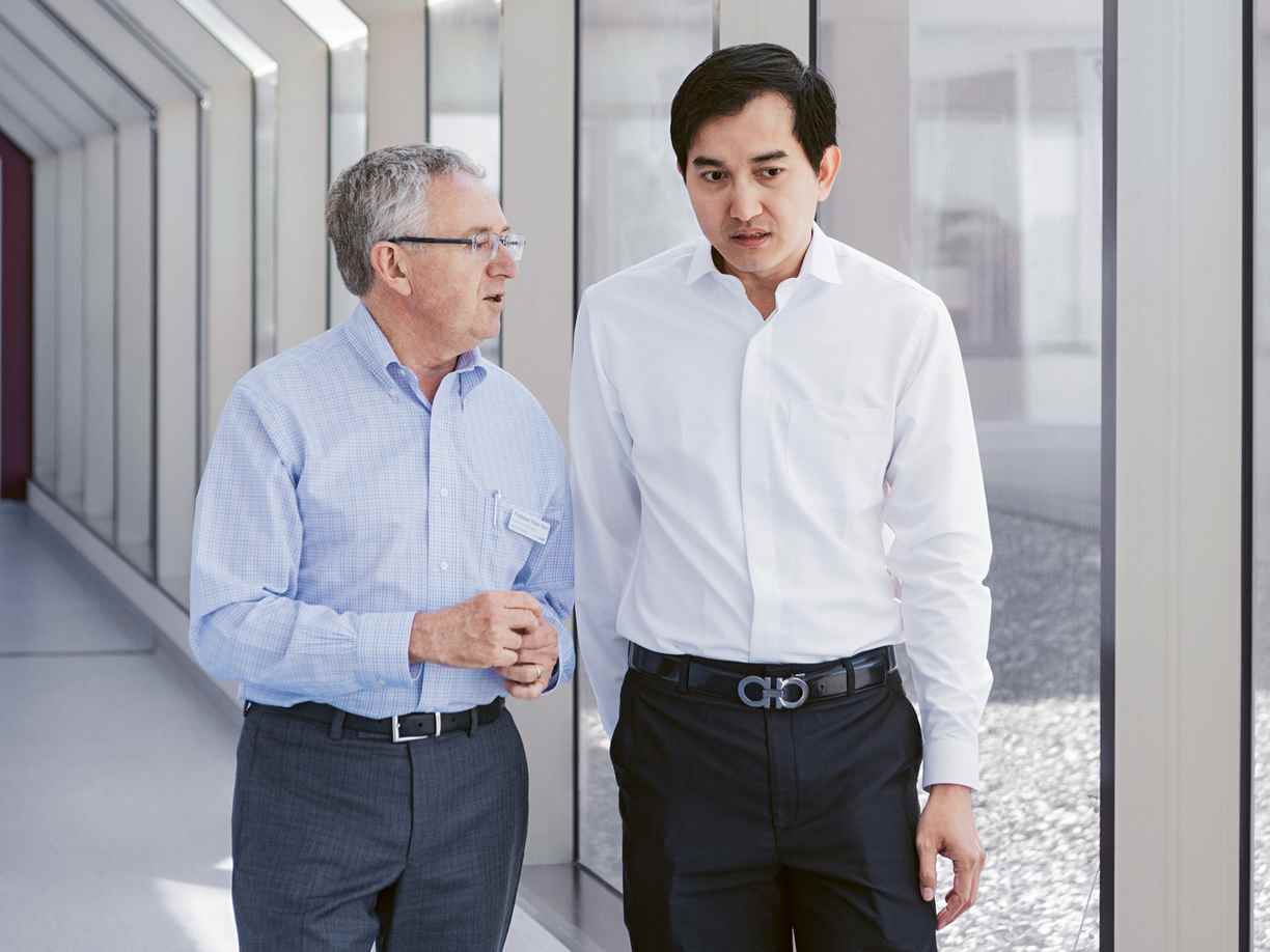 Both physicians profit a lot from the exchange Both physicians profit a lot from the exchange